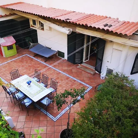 House On The Curve, Capri Marina Grande (Capri)