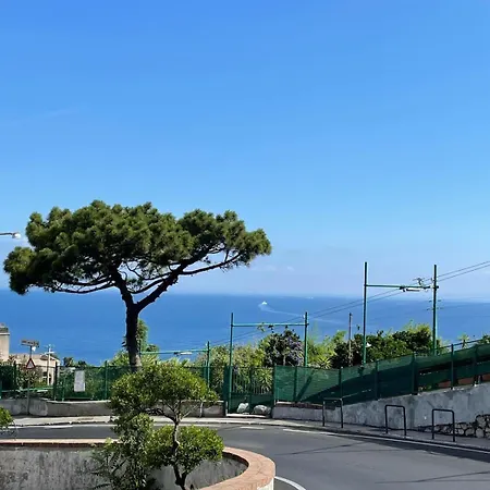 House On The Curve, Capri * Marina Grande (Capri)