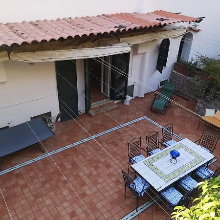 Lägenhet House On The Curve, Capri